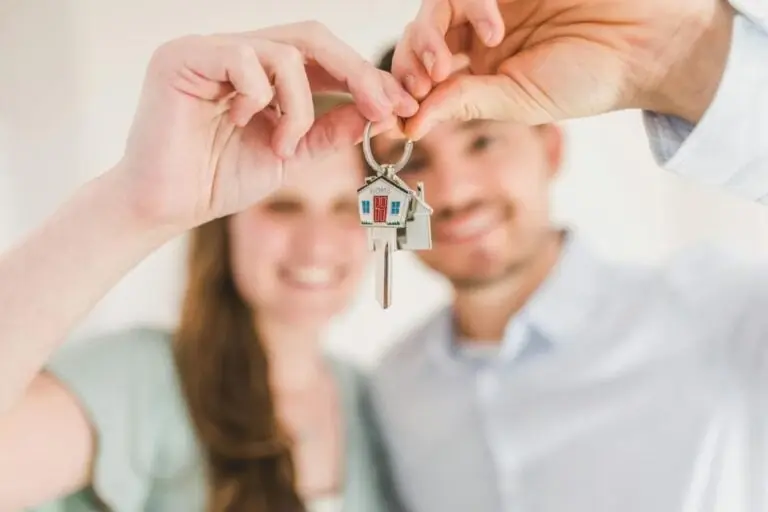 HOMEAPARTMENTLOCKOUTS