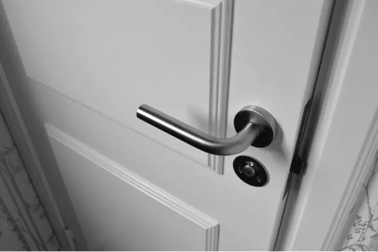 INTERIORLOCKOUTS